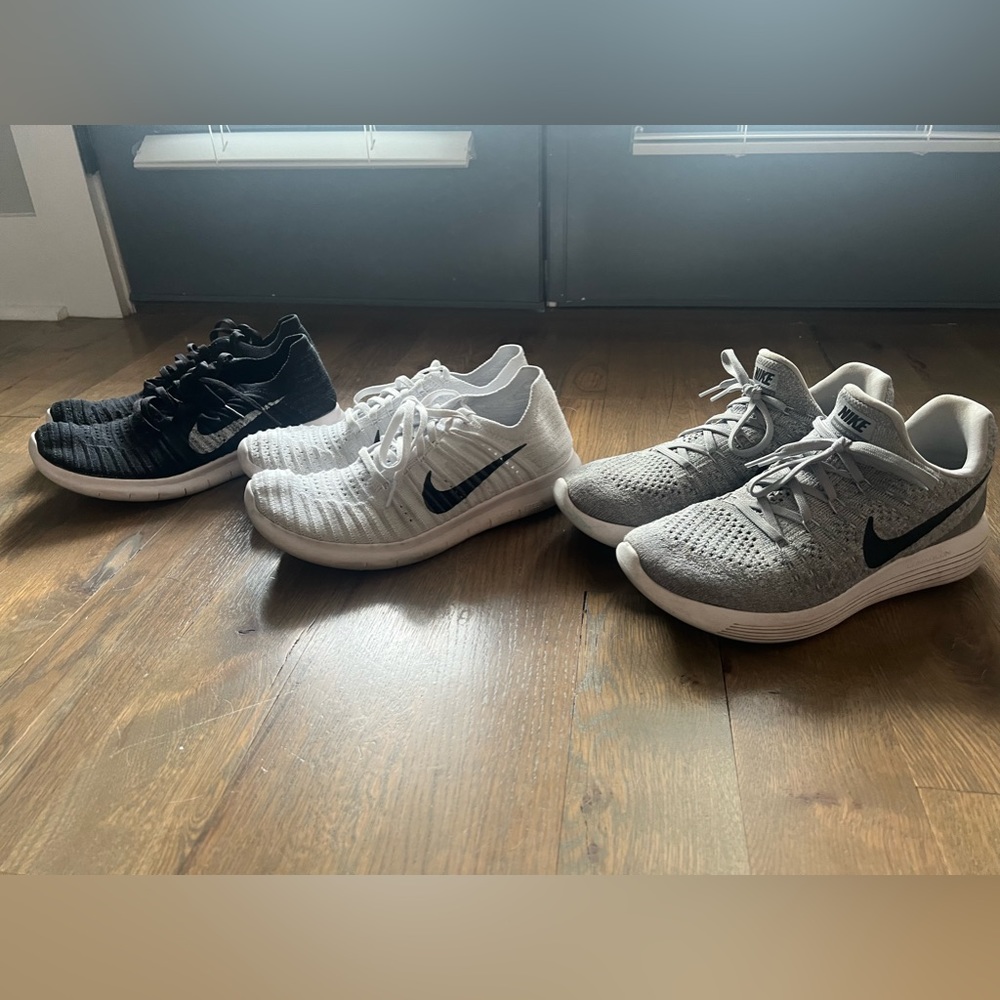 Nike sneakers BUNDLE
